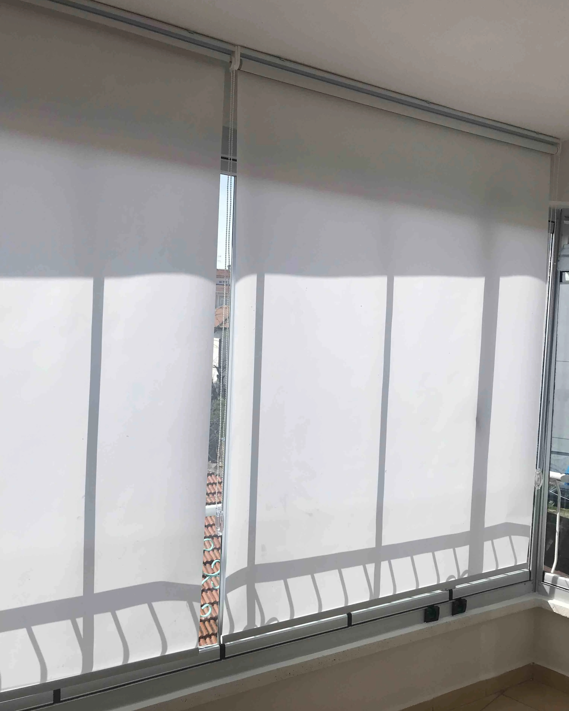 Katlanır Cam Balkon Stor Perde